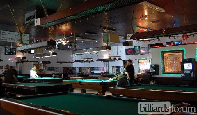 hot shots billiards