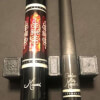 Black Meucci 21-3 Cue w/Red Inlay