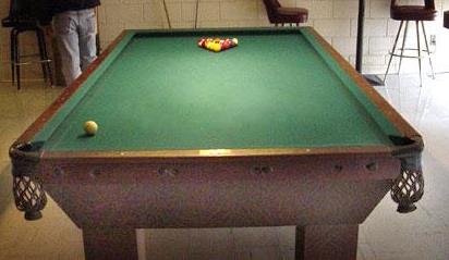 Corners pool table with only 2 pockets