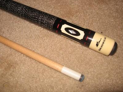 brunswick-cue-bu-falcon-cues-2.jpg