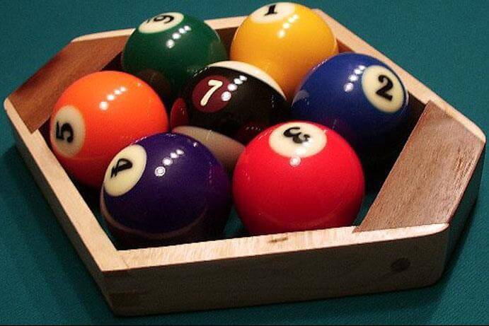 wood-7-ball-rack.jpg