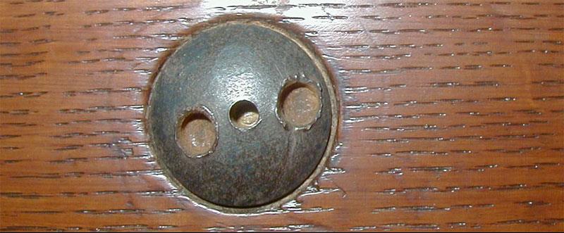 victor-billiards-rail-bolt.jpg