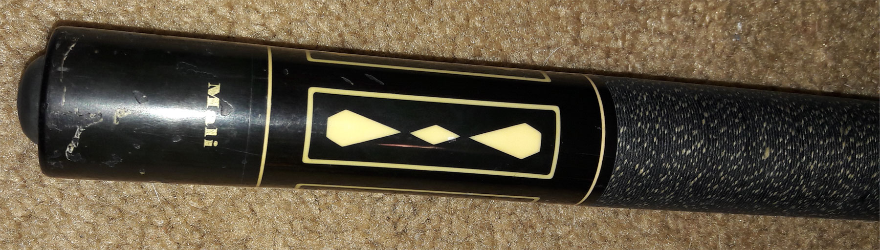 Mali pool cue identification 1