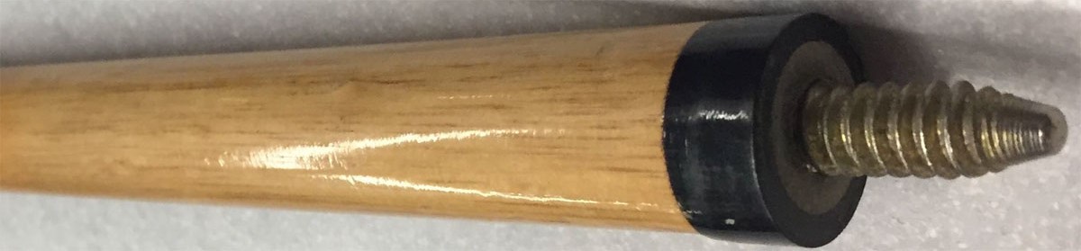 Pool cue shaft with brass joint collar