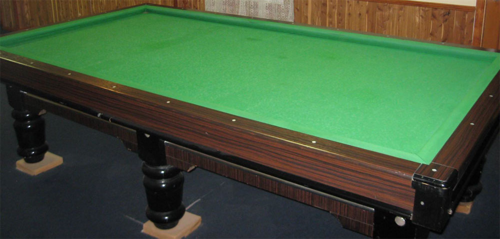 Carom-table2.JPG