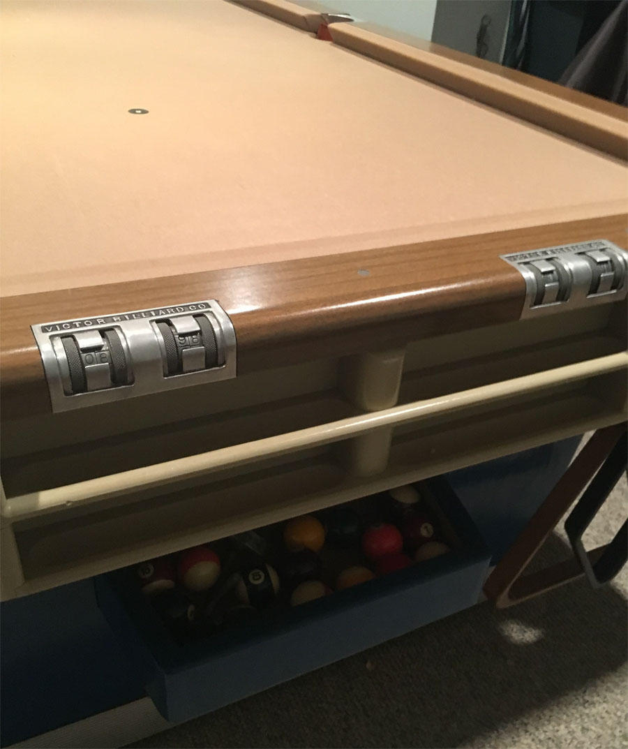 Victor Billiards "Cleveland Deluxe" Pool Table for Sale
