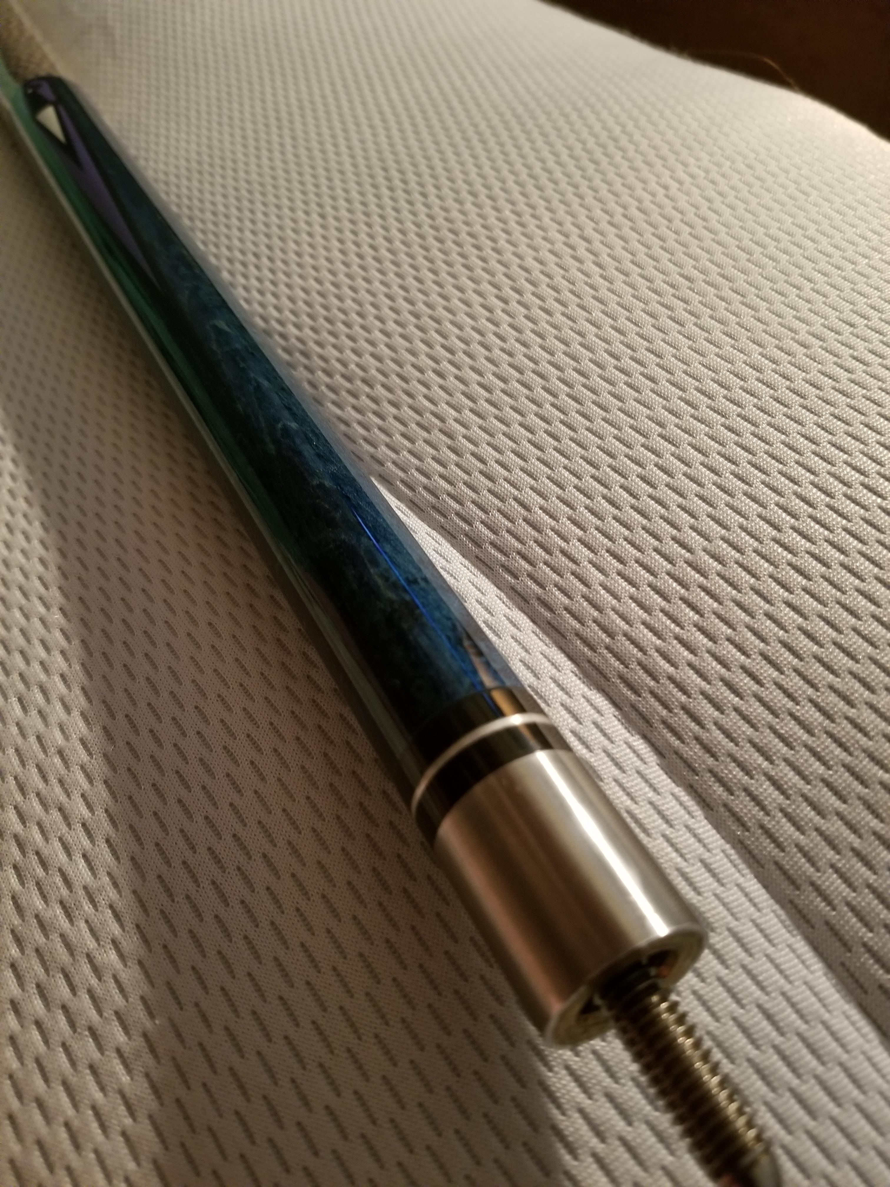 ID Pool Cue with No Name or Logo