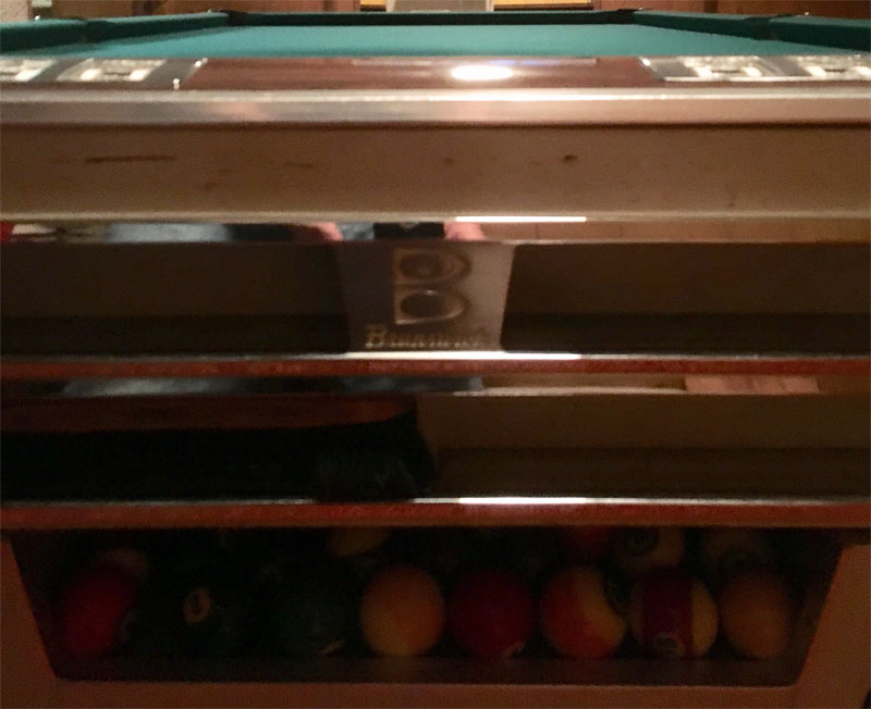 pool-table-1.JPG