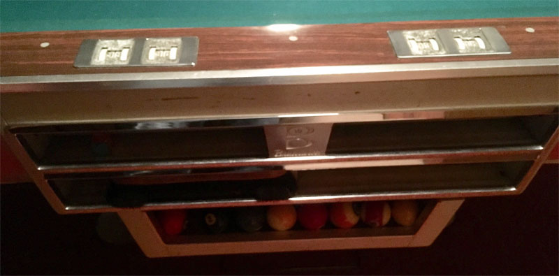 pool-table-2.JPG