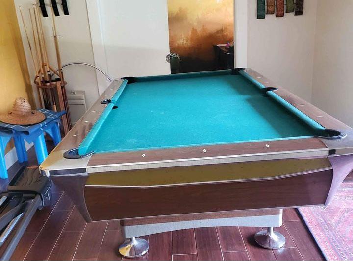 fischer-empire-viii-pool-table-2.jpg